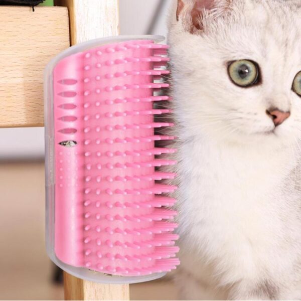 Corner Attached Pet Brush